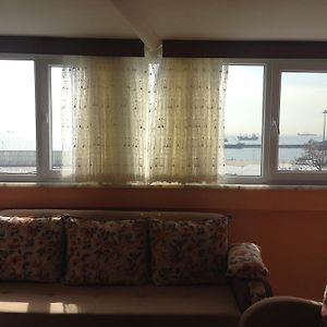 Economy Penthouse Appartement
